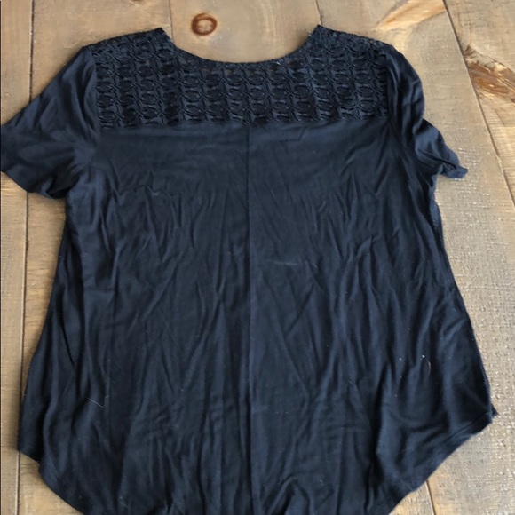 Old navy top - Picture 2 of 2